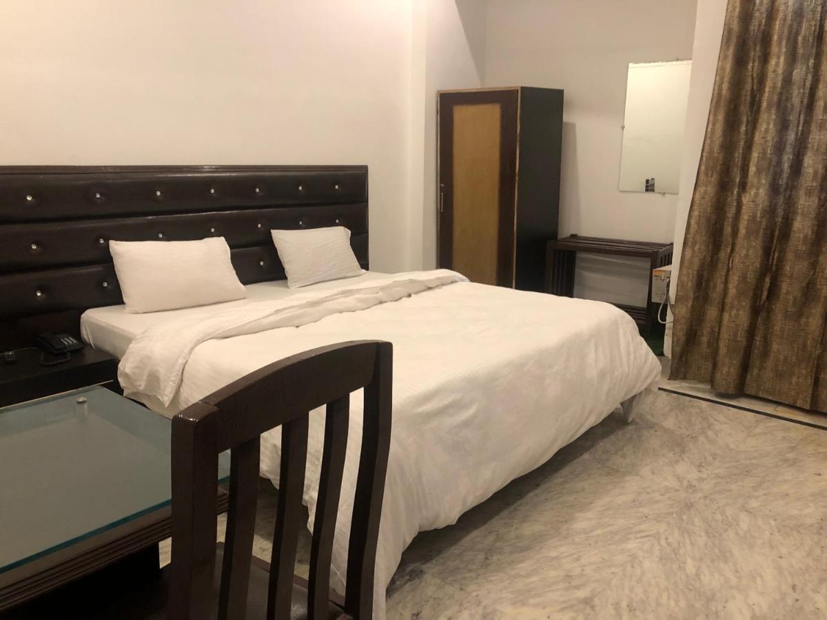 Hotel Shivanta Residency Rishīkesh Exteriör bild
