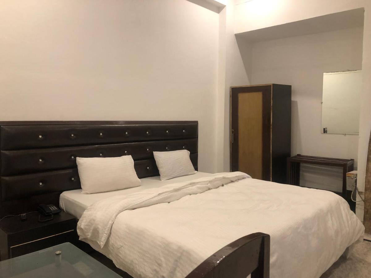 Hotel Shivanta Residency Rishīkesh Exteriör bild